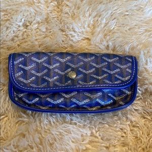 Blue logo wallet